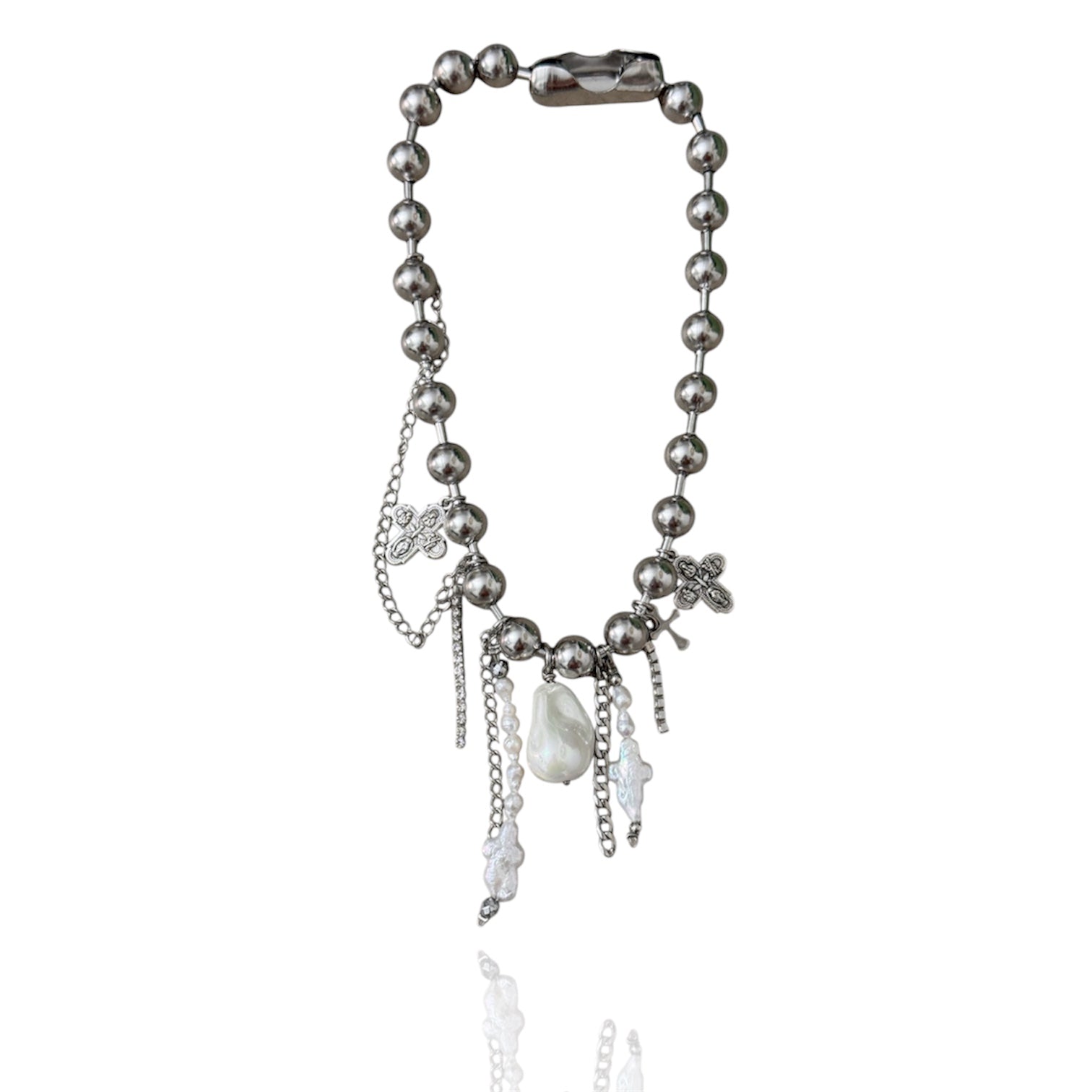 Collana DIVINE CHAOS