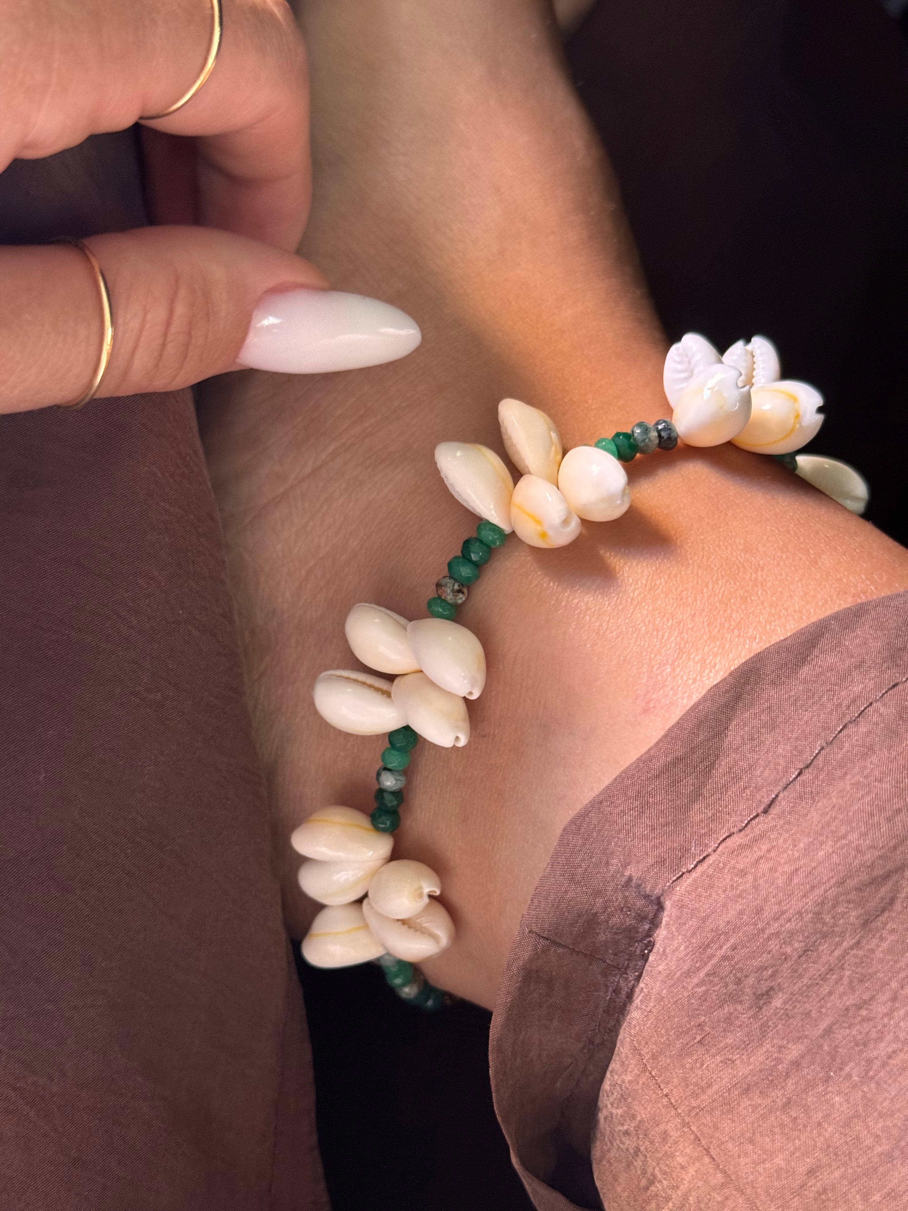 Cavigliera EMERALD SHELLS